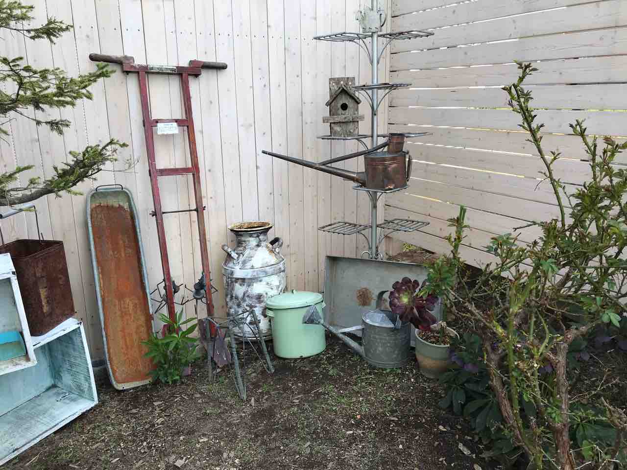 お庭の片付け ブルームグリーン