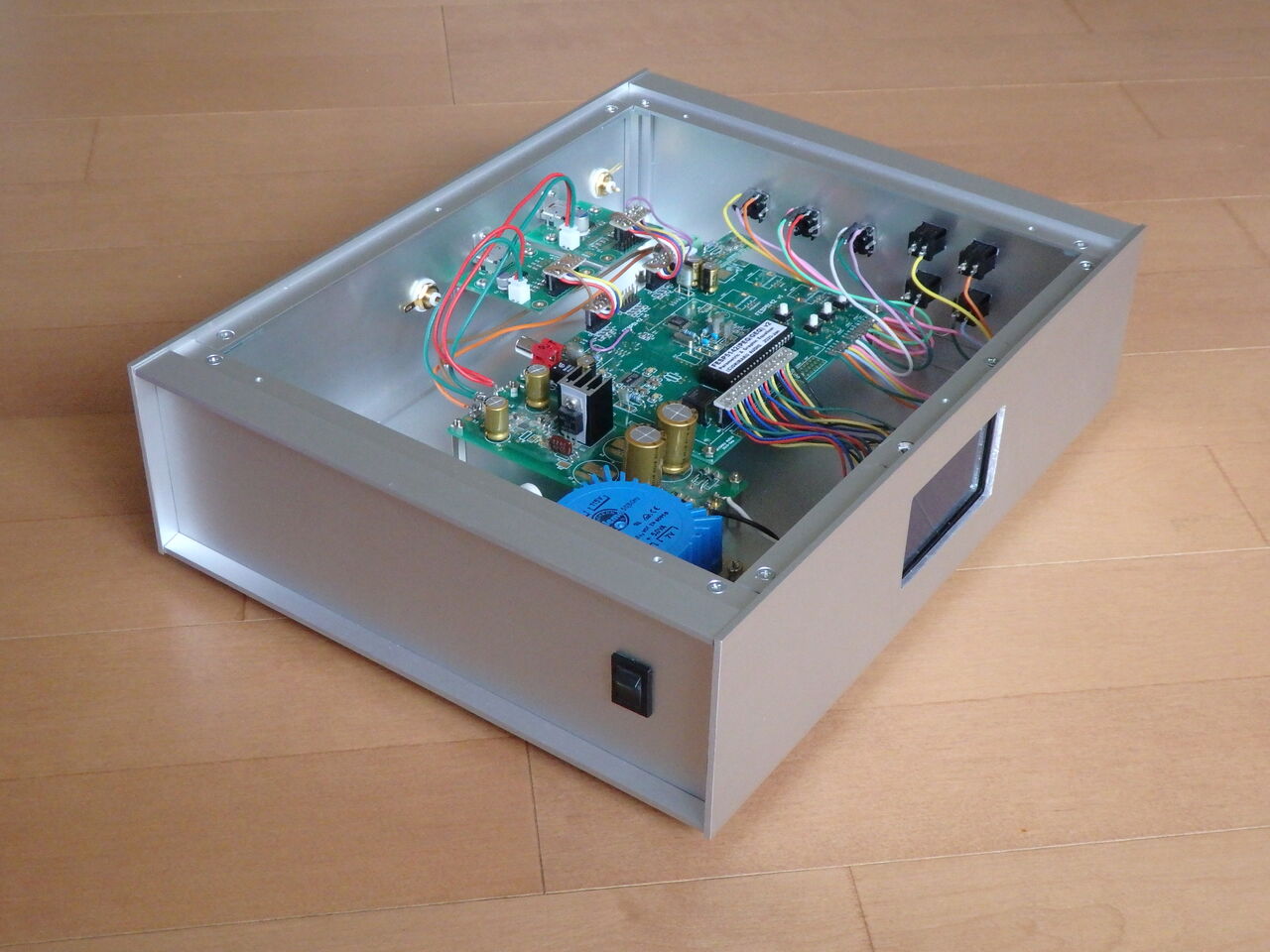 マスタリング クオリティ　アナログ・小型4バンド パラメトリックイコライザー フクミヤ電子 アナログ小型4バンド パラメトリック イコライザー