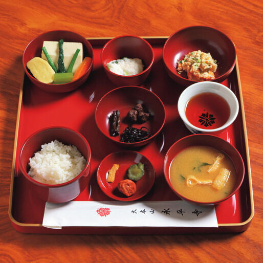 永平寺の修行僧の昼食ヤバすぎるwwwwwww まとめ遅報 永平寺の修行僧の昼食ヤバすぎるwwwwwww まとめ遅報