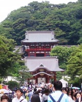 16鶴岡八幡宮_舞殿と本宮