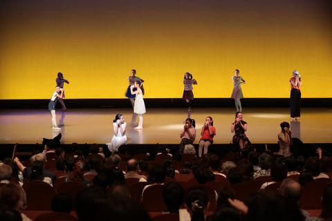 2E4FF0AE-5D3D-4730-96E5-E3909A976AA3