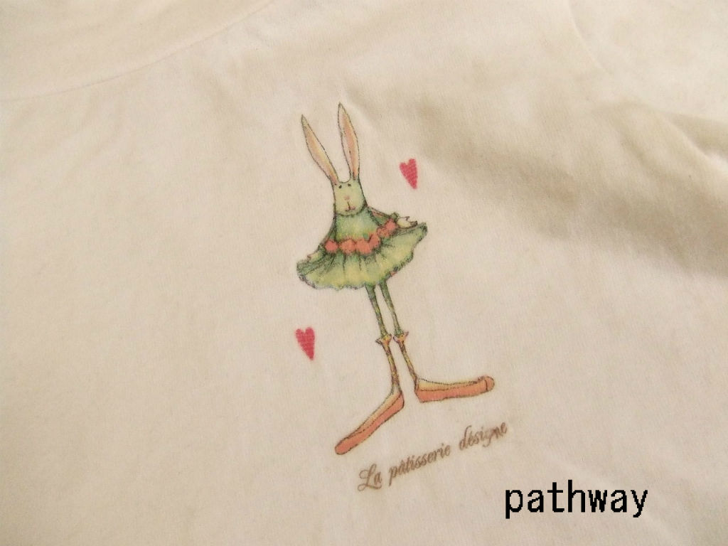 服にデコパージュ デコパージュ教室pathwayの簡単にできる デコパージュで作るかわいいデコ上履き