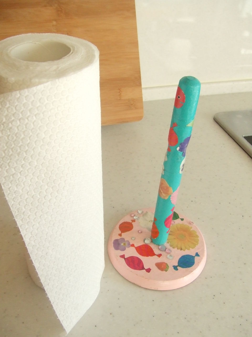 キッチンカウンターの下をデコパージュ デコパージュ教室pathwayの簡単にできる デコパージュで作るかわいいデコ上履き