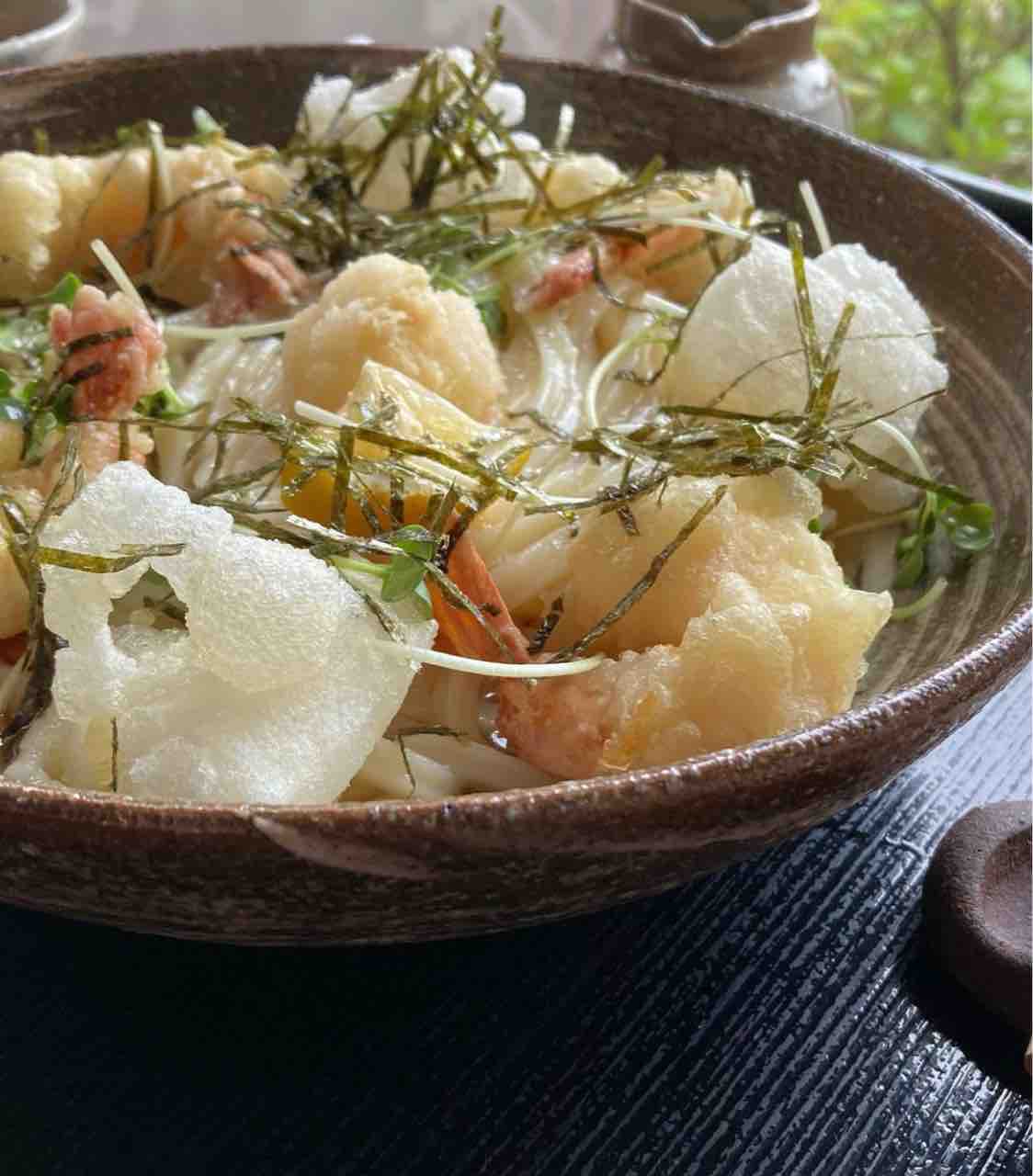 やっちくれ？ : 自家製麺 本格讃岐うどん 亀楽屋