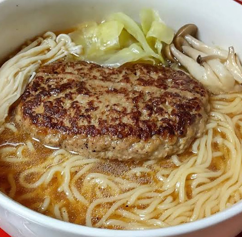 【画像】これが・・・ハンバーグラーメン