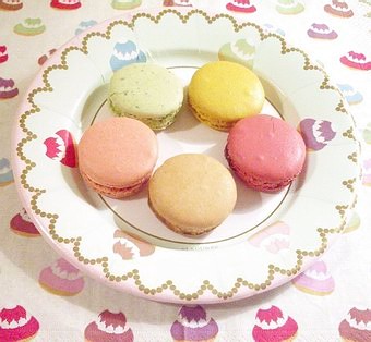 ラデュレの素敵な限定box 美味しいプチセレブライフ