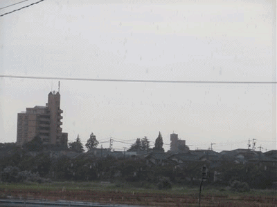 167~170  16.15 雨が降ってきた　