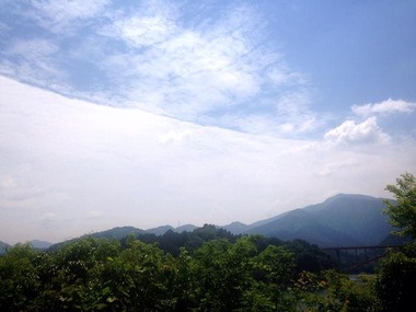 地震雲0