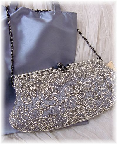 結婚式の装い パーティーバッグ編 本日も晴天なり