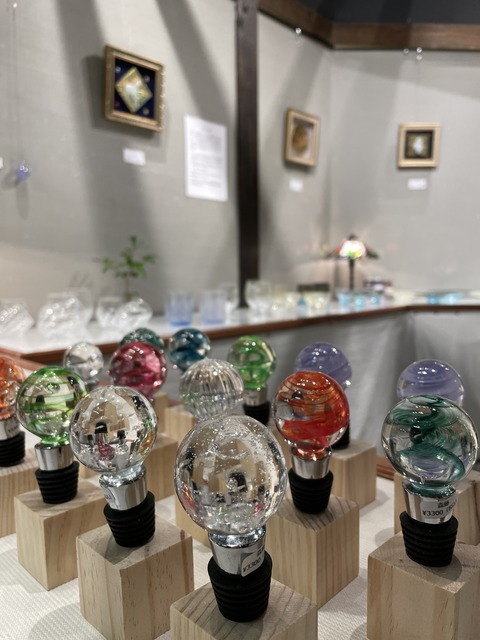 C9FE93E0-A164-4E2B-91F1-10B72CE8CA24