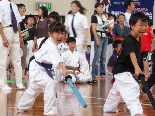 スポーツチャンバラ 岸和田土生クラブの ままくん で す 未だに試験運用中です スポーツチャンバラ 岸和田土生クラブの ままくん で す 未だに試験運用中です