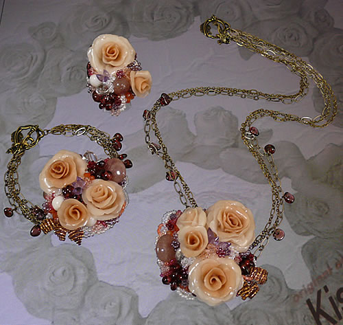 Kissオリジナル ベージュトーンの樹脂薔薇アクセサリーのご紹介 天然石のオリジナルアクセサリーのお店 Kiss Kiss Kiss のブログ Kissオリジナル ベージュトーンの樹脂薔薇アクセサリーのご紹介 天然石のオリジナルアクセサリーのお店 Kiss Kiss Kiss のブログ