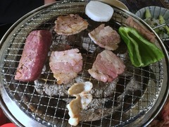 金獅子のホルモン(元町店)_焼き2_202002