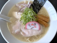 まるはRISE_鯛煮干鶏塩白湯(具)_202501