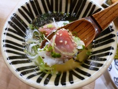 まぐろとさば_まぐろと磯のり茶漬け(アップ)_201904