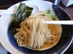 まるはBEYOND_さっぱり背脂煮干醤油つけそば(麺)_201908