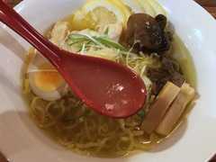しん_知床鶏塩レモン(スープ)_202210