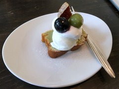 カエルヤ珈琲店_緑茶のチーズケーキ_202210