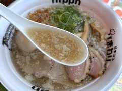 山_背脂煮干ごわ麺+かも玉(スープ)_202505