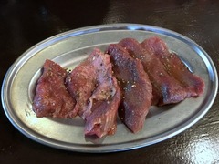 金獅子のホルモン(元町店)_熟成サクサク牛タン_202107