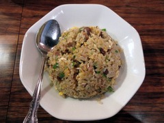 しん_半炒飯チャーシュー入り_202210