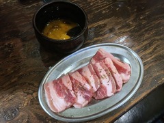 金獅子のホルモン(元町店)_焼きユッケカルビ_202002