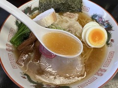 ツバメ_昔風そば醤油+ワンタン(スープ)_202412