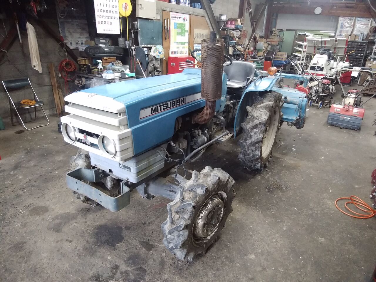 エンジン・動作良好 D1650 ミツビシ トラクター MT1600 三菱