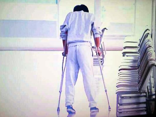 片松葉杖 痛めた脚の反対側にするのが正しいという罠 Kitacompo Maniax 改訂版