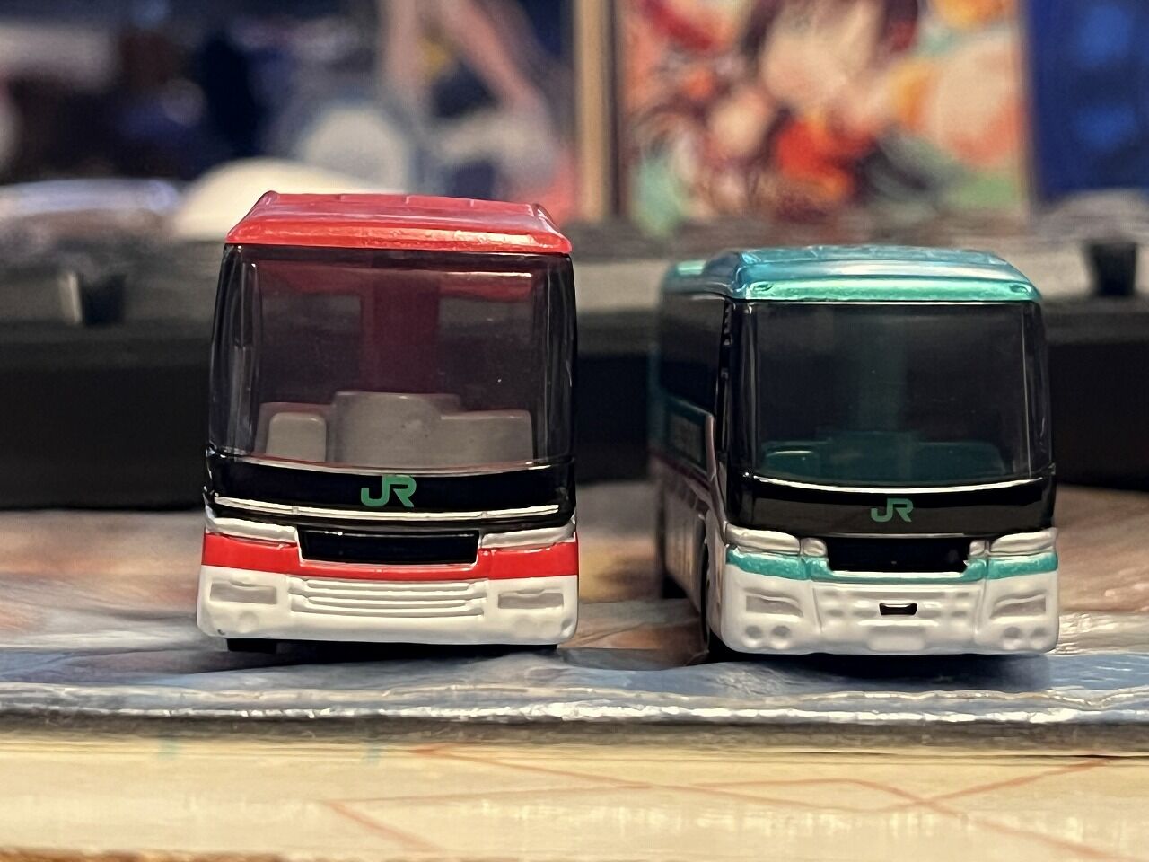 トミカ 16 いすゞガーラ ジェイアールバス東北 はやぶさカラー