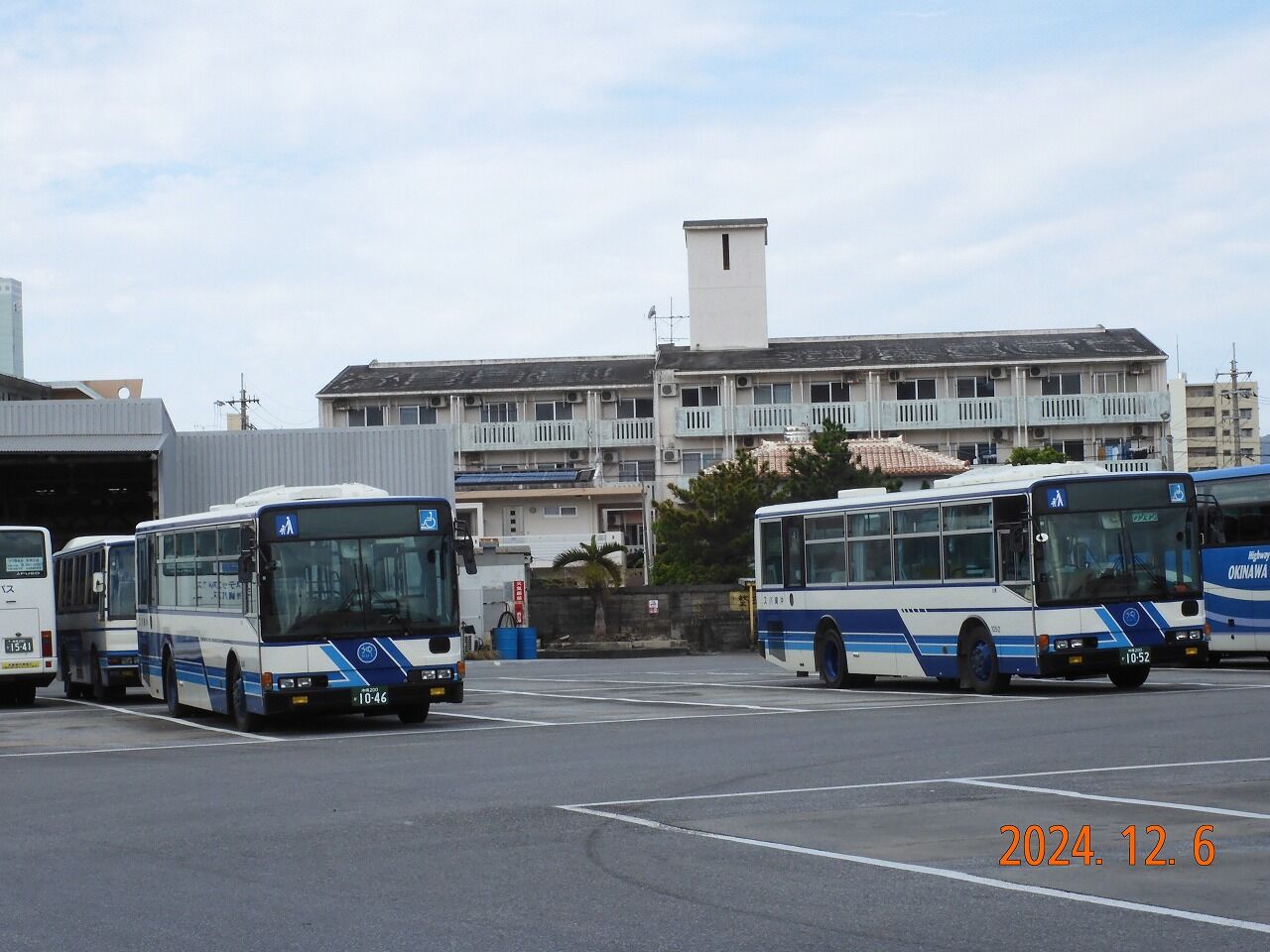 名護 バス ターミナル