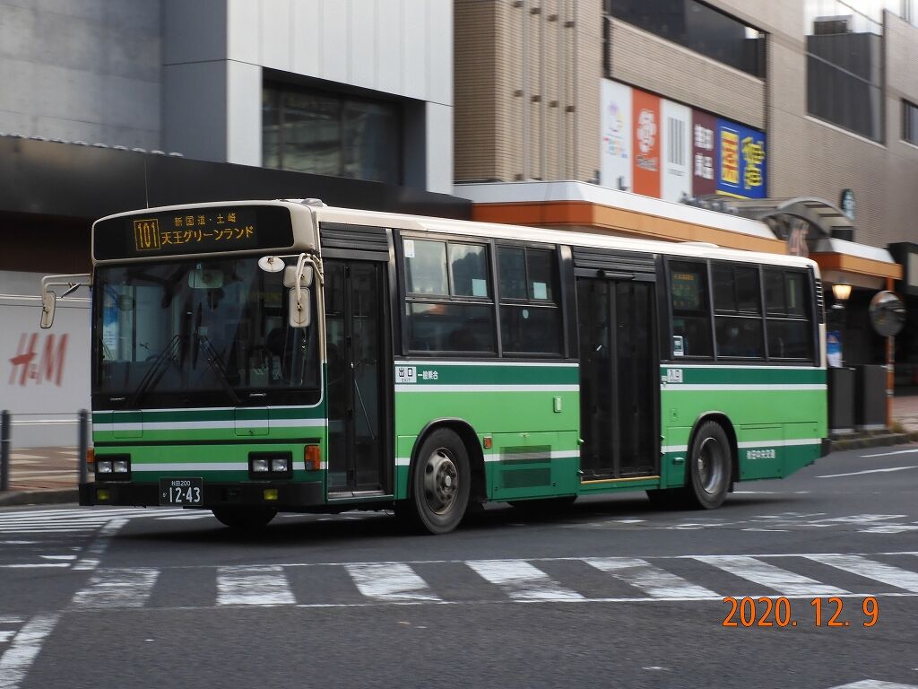 秋田中央交通 秋中では目立つブルーリボン 東急ファンのブログ 秋田中央交通 秋中では目立つブルーリボン 東急ファンのブログ