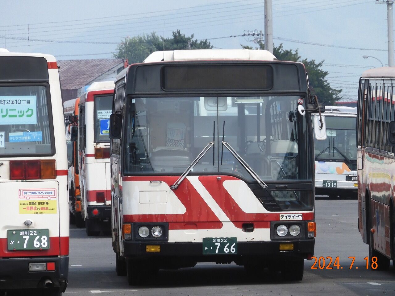 旭川電気軌道 今も多数残っているエアロスターM！！ : 趣味の日誌