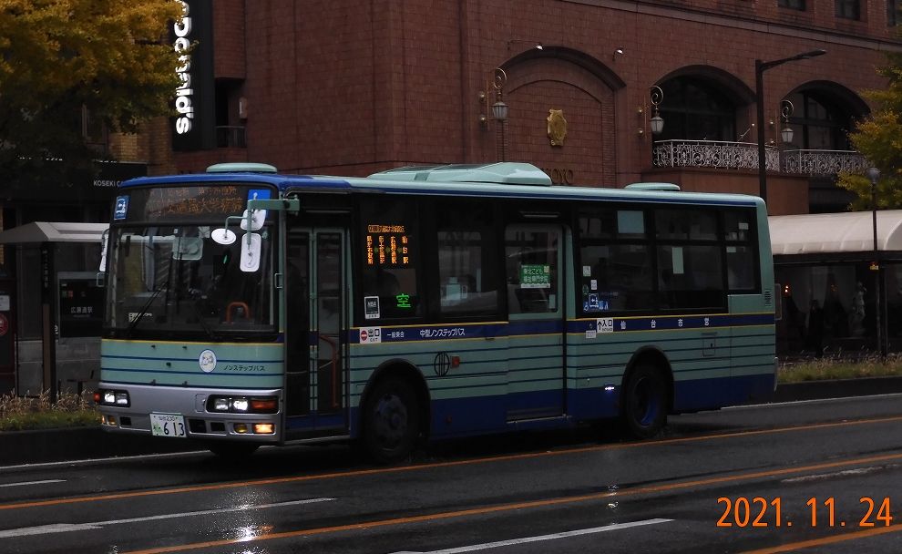 仙台市営バス 2台しかいないエアロミディ : 趣味の日誌 オタクの時間