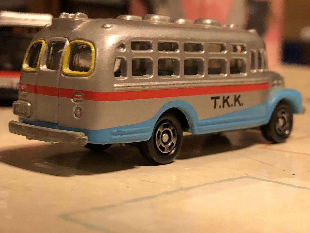 週末限定タイムセール》 ボンネットバス ミニカー 東野バス