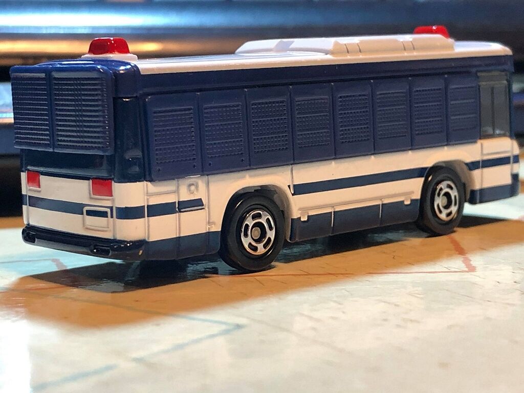 トミカ 98 大型人員輸送車 : 趣味の日誌 オタクの時間 トミカ 98 大型人員輸送車 : 趣味の日誌 オタクの時間