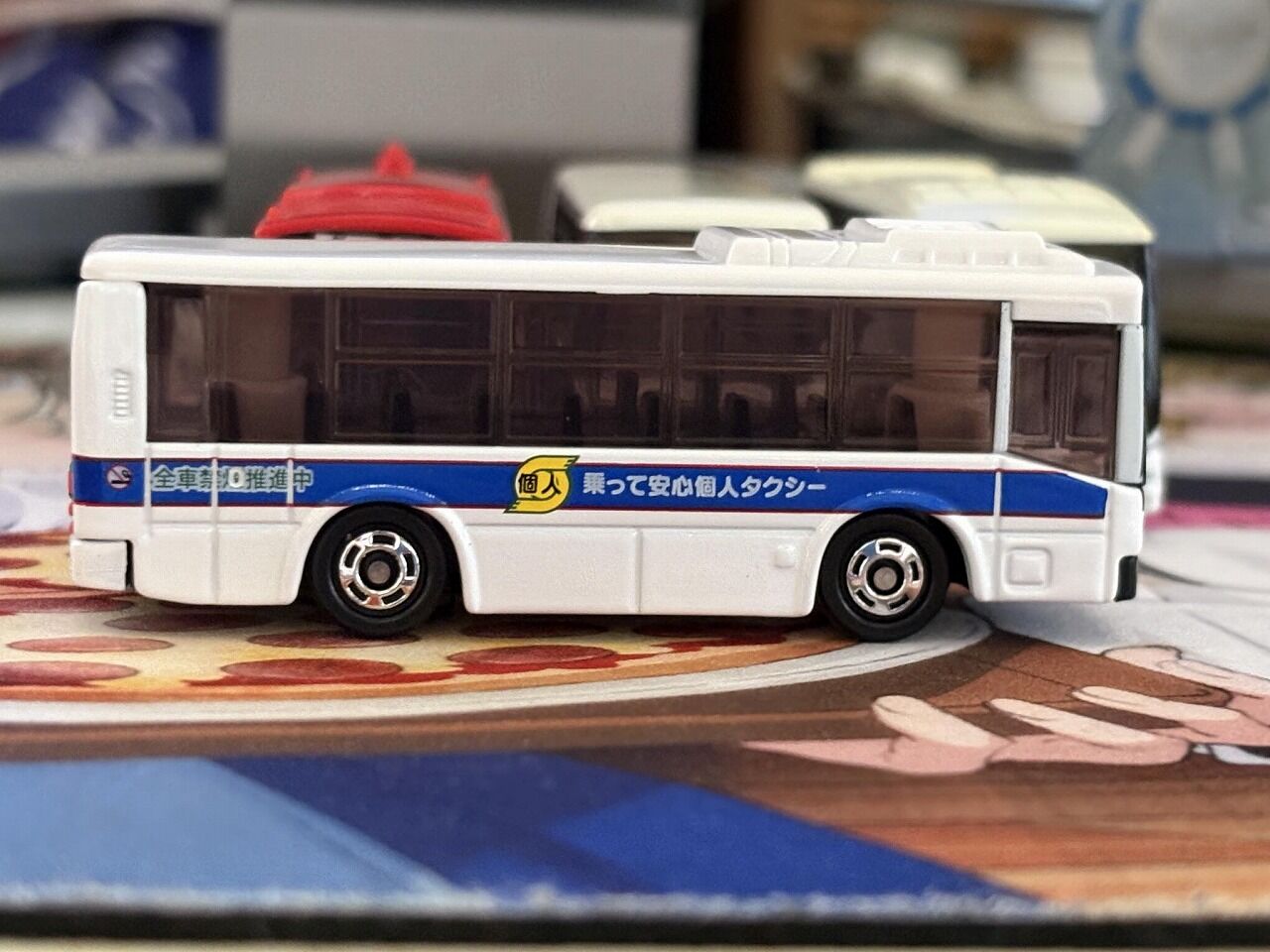 ☆台湾限定☆トミカ☆タクシー☆パトカー☆国光バス☆香港タクシー☆6個まとめて トミカ 台湾限定 トヨタ ウィッシュ 台湾タクシー｜TOMICA 多美