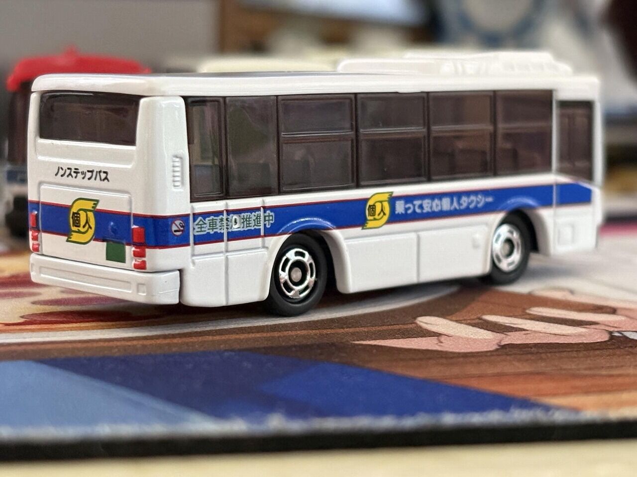 ☆台湾限定☆トミカ☆タクシー☆パトカー☆国光バス☆香港タクシー☆6個まとめて ☆台湾限定☆トミカ☆タクシー☆パトカー☆国光バス☆香港タクシー☆