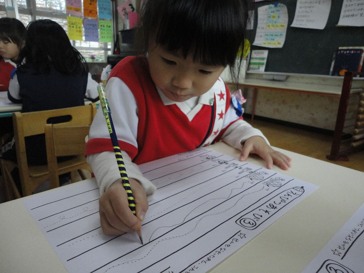 鉛筆遊び さくら組 きたはら幼稚園のブログ 鉛筆遊び さくら組 きたはら幼稚園のブログ