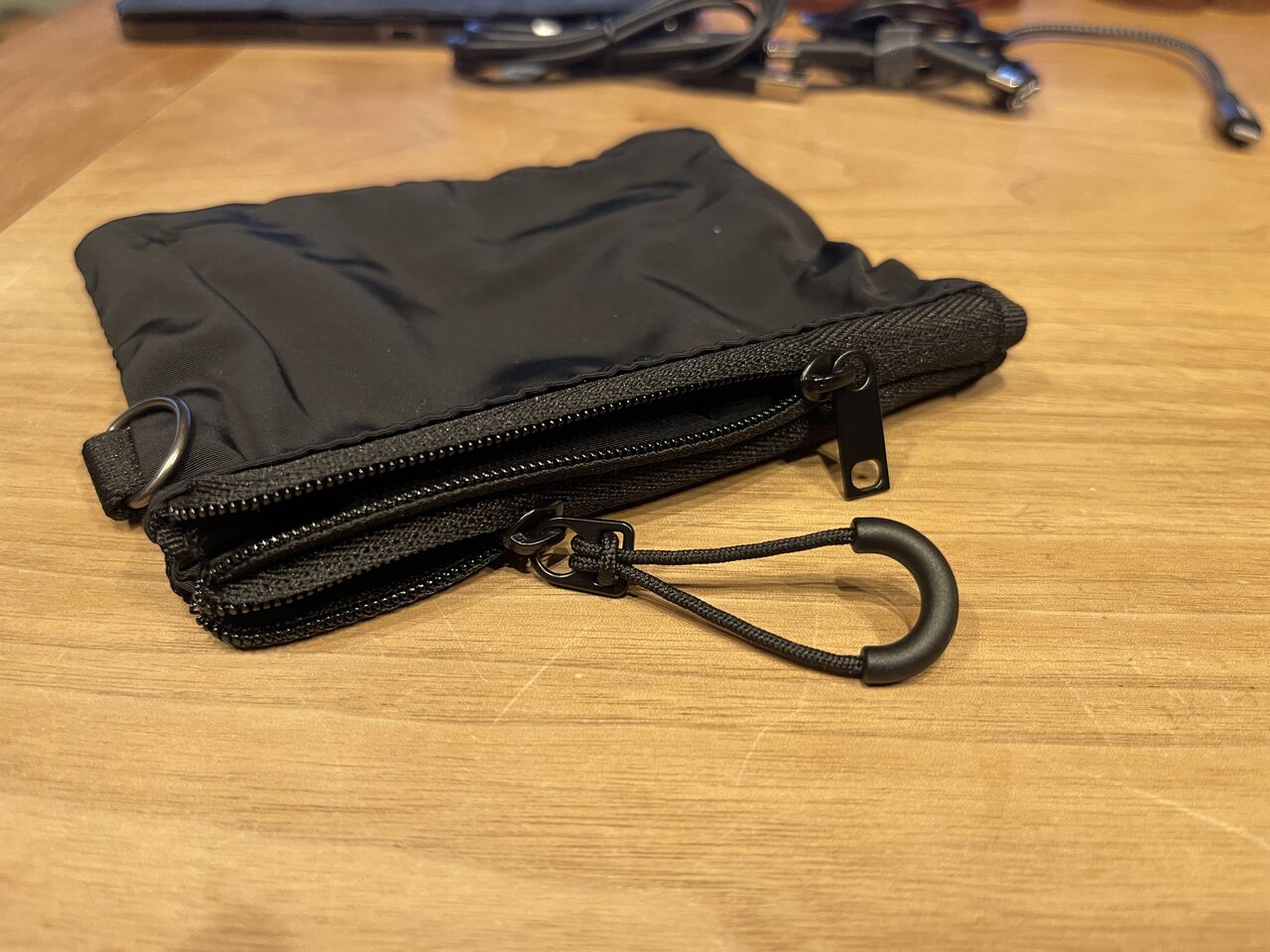 モバイルバッテリーの携帯にピッタリな無印良品のケース 士幌町の北嶋商店と十勝クリエティブ サービスのブログ