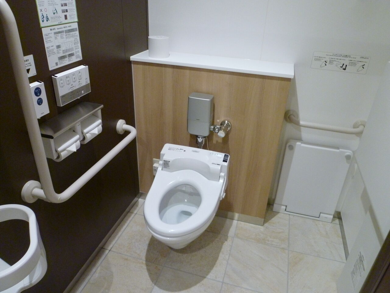福岡市美術館 Deletedのトイレ日記