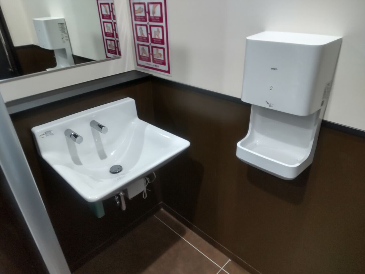 Weekly Selection・第45回】マックスバリュ城野駅前店/ベスト電器 