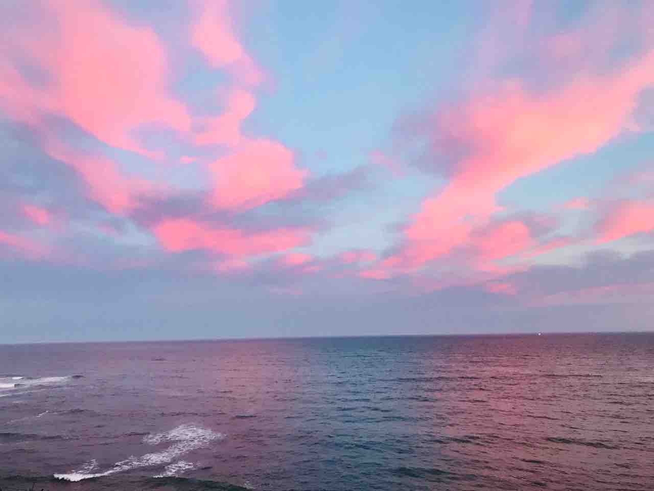 夕日に照らされた海 北の湘南ライフ わが家の出来事