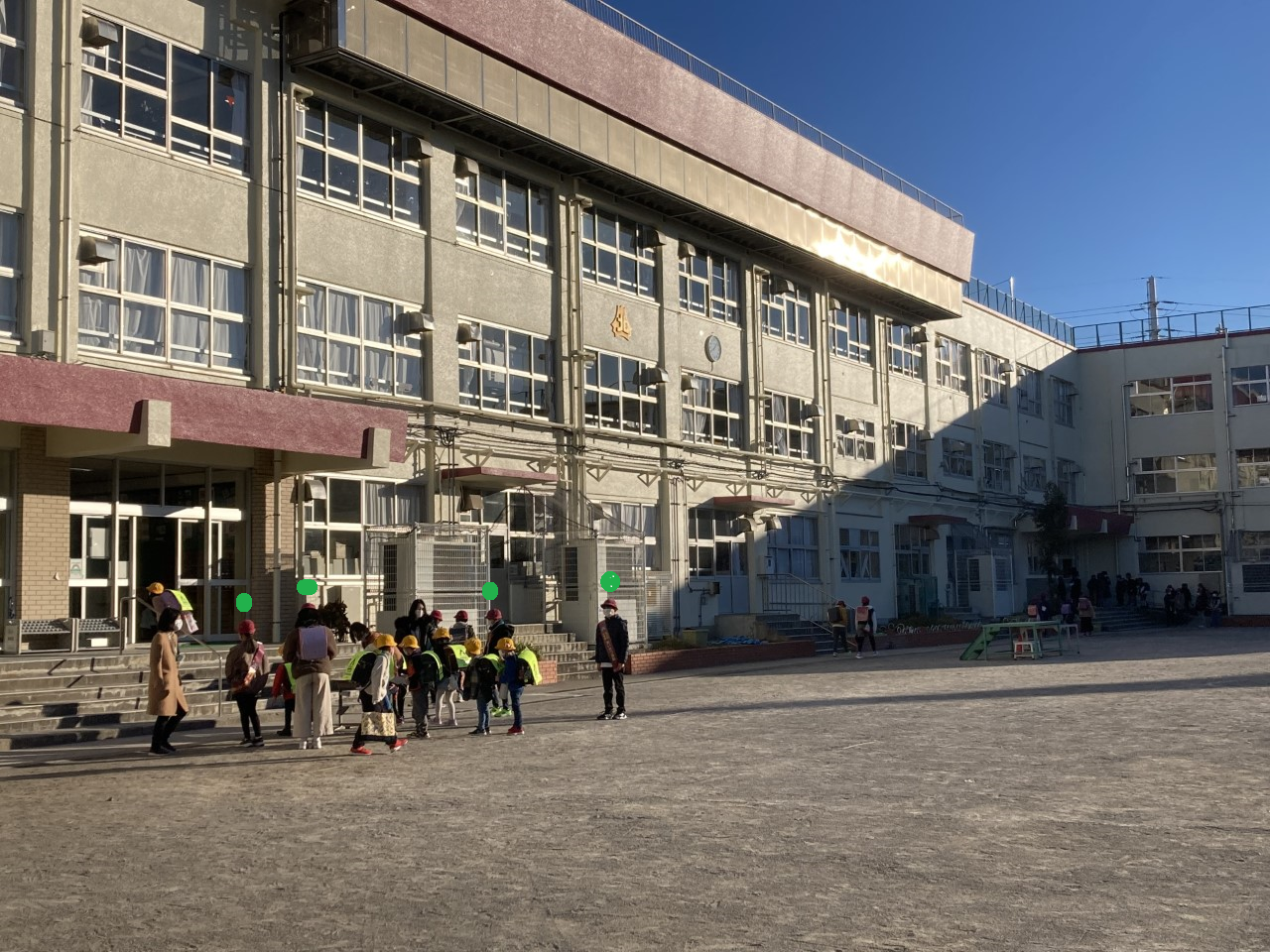 子供にとっては「書き初め展」 足立区立北三谷小学校blog