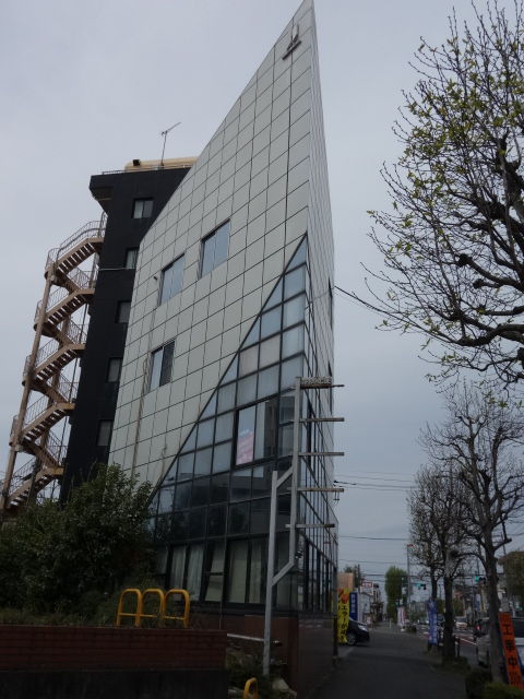 三角建物 困ったおっちゃんの未来研究 北山未来研究所 三角建物 困ったおっちゃんの未来研究 北山未来研究所