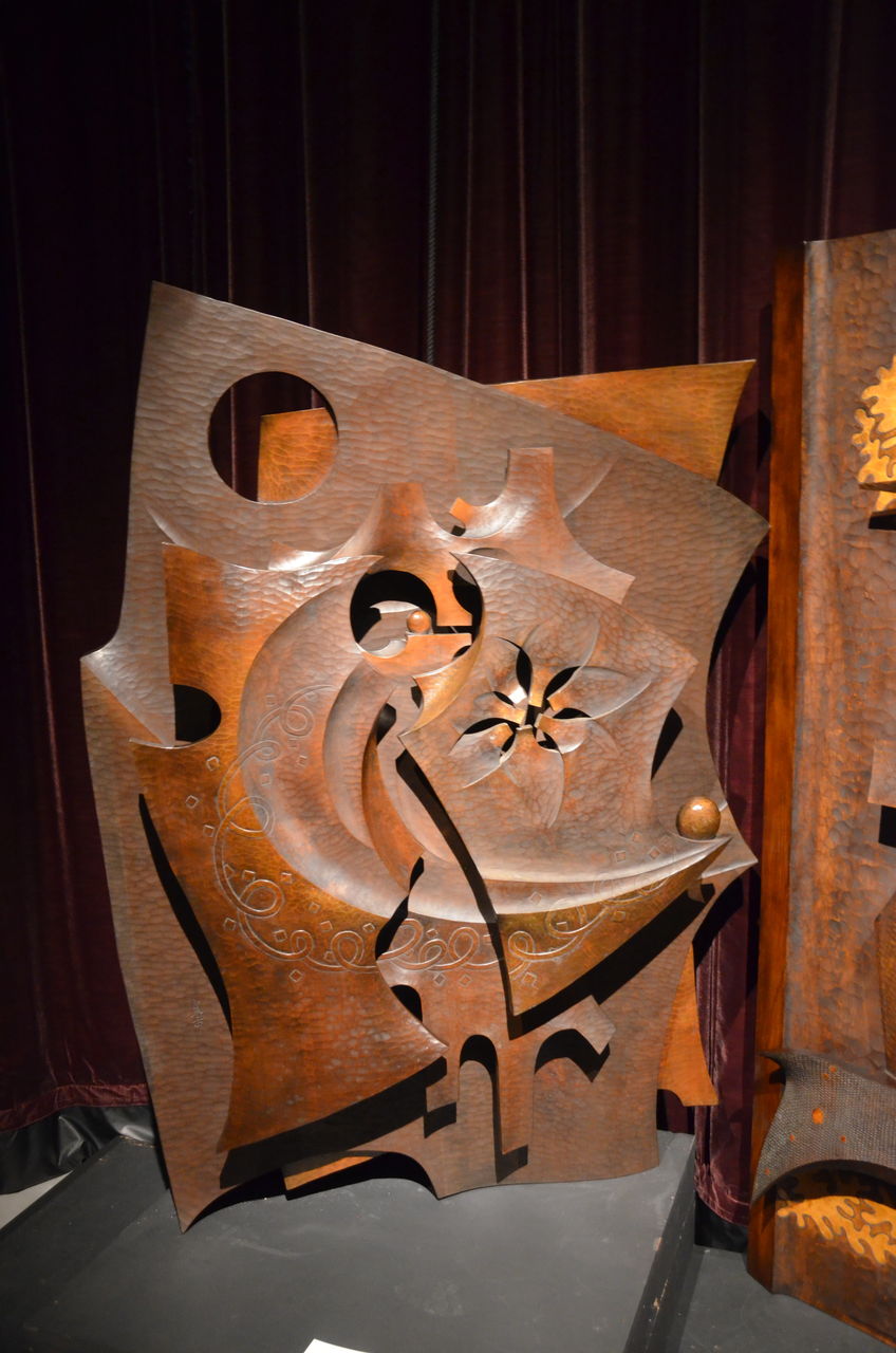 木彫　高橋貞夫　「鹿島槍ヶ岳」　日展会員 木彫家高橋貞夫さんの大型の木彫作品展が変化します。 : 長野県