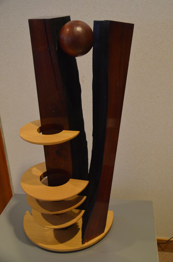 木彫　高橋貞夫　「鹿島槍ヶ岳」　日展会員 高橋 貞夫さんの森の月渡り.鹿島槍雄峰出会う、木彫オブジェの