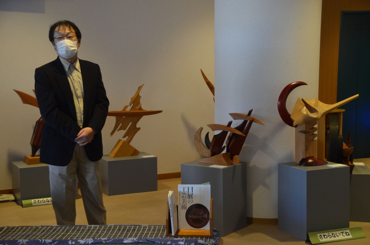 木彫　高橋貞夫　「鹿島槍ヶ岳」　日展会員 木彫家高橋貞夫さんの大型の木彫作品展が変化します。 : 長野県