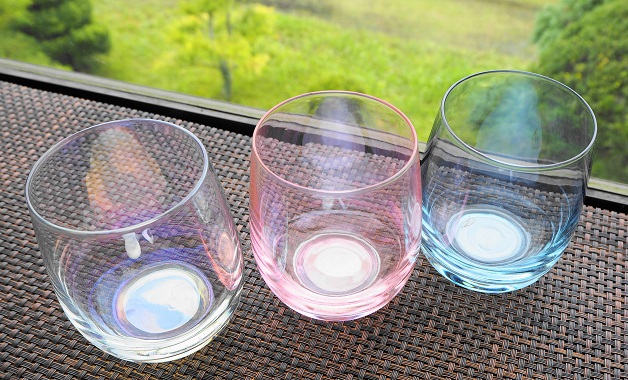 スリーコインズのオーロラグラス3種 300円に見惚れるよ キッチン夫婦 Powered By ライブドアブログ スリーコインズのオーロラグラス3種 300円に見惚れるよ キッチン夫婦 Powered By ライブドアブログ