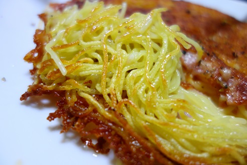 チーズ焼きそば 香ばしいパリパリチーズがたまらない キッチン夫婦 Powered By ライブドアブログ